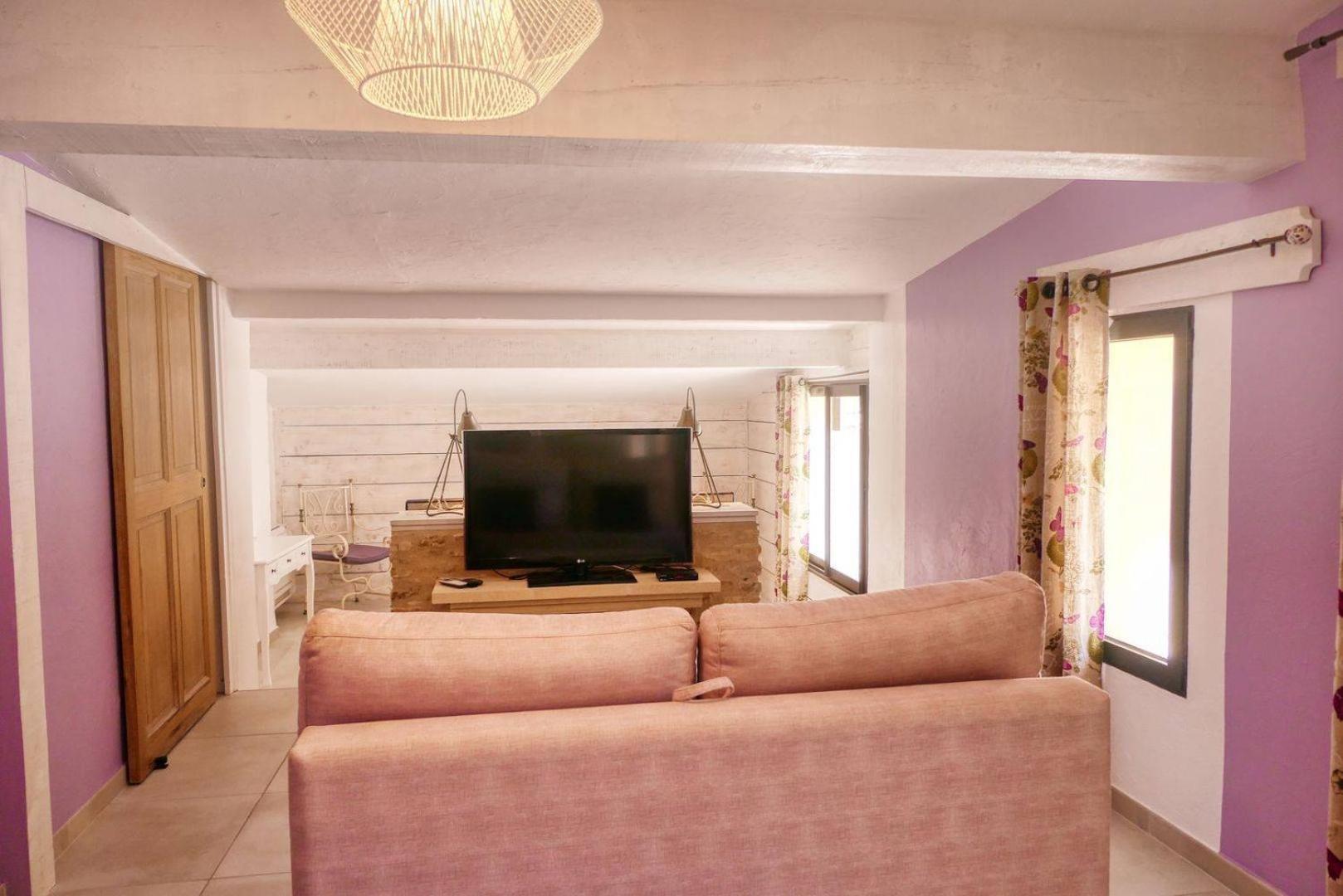 Le Hameau Fleur De Pierres , Chambre , Gite Et Table D'Hotes Murs  Zewnętrze zdjęcie