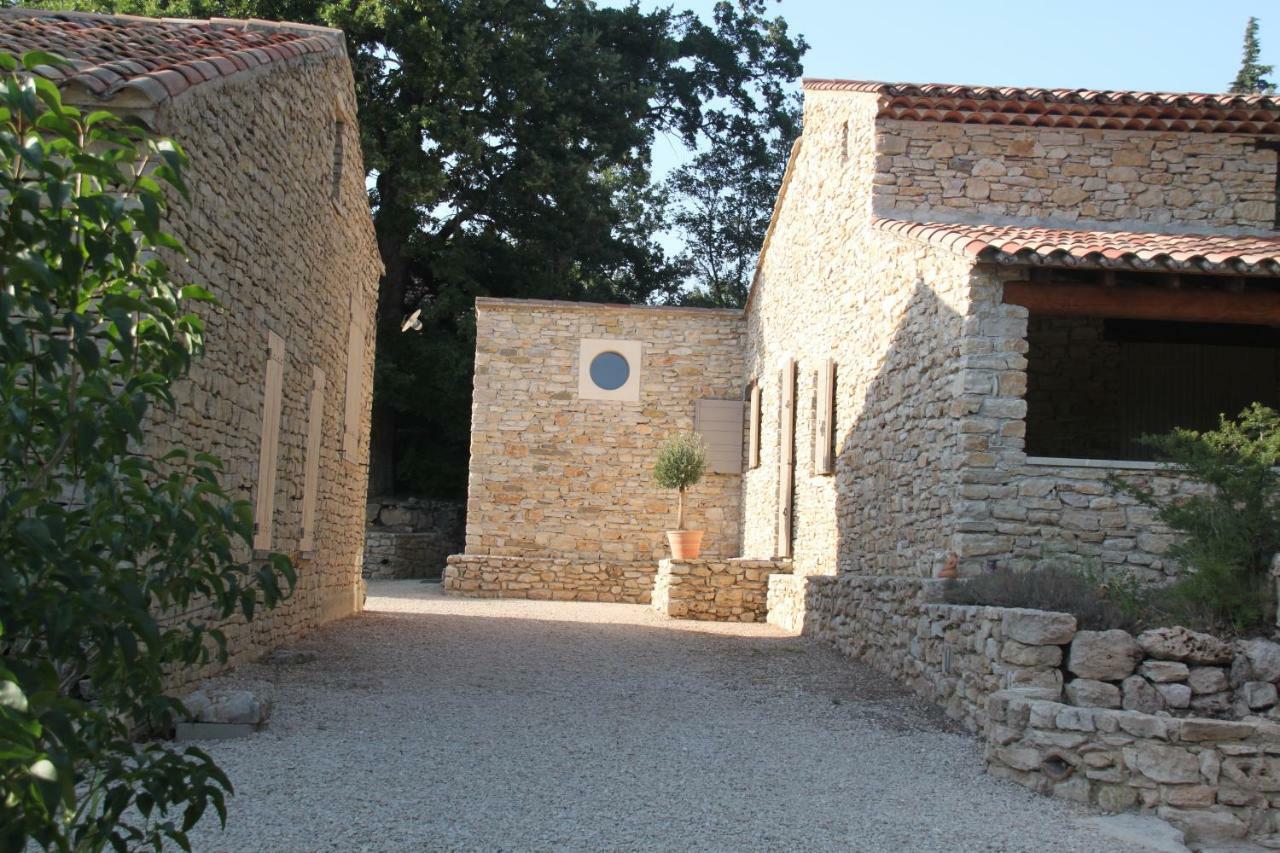 Le Hameau Fleur De Pierres , Chambre , Gite Et Table D'Hotes Murs  Zewnętrze zdjęcie